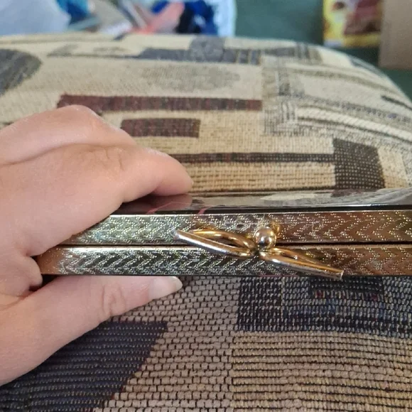 Spectapurse Black Patent Wallet Pink & White Retro Figure Print - Picture 7 of 9